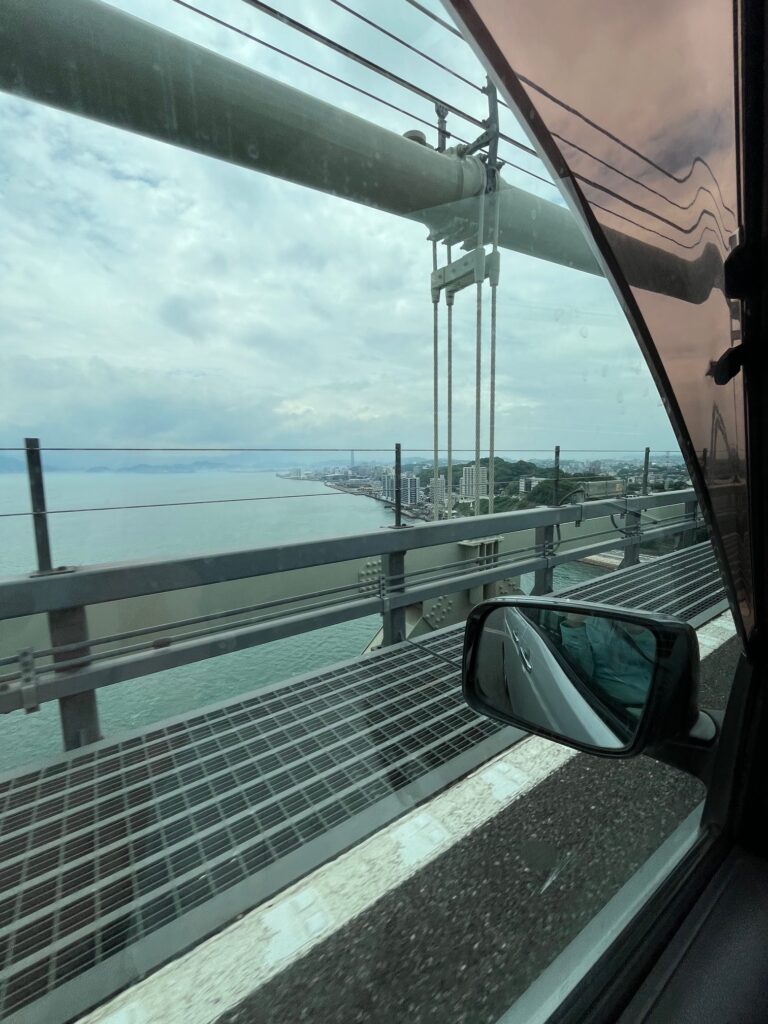 関門橋から見る山口県下関市