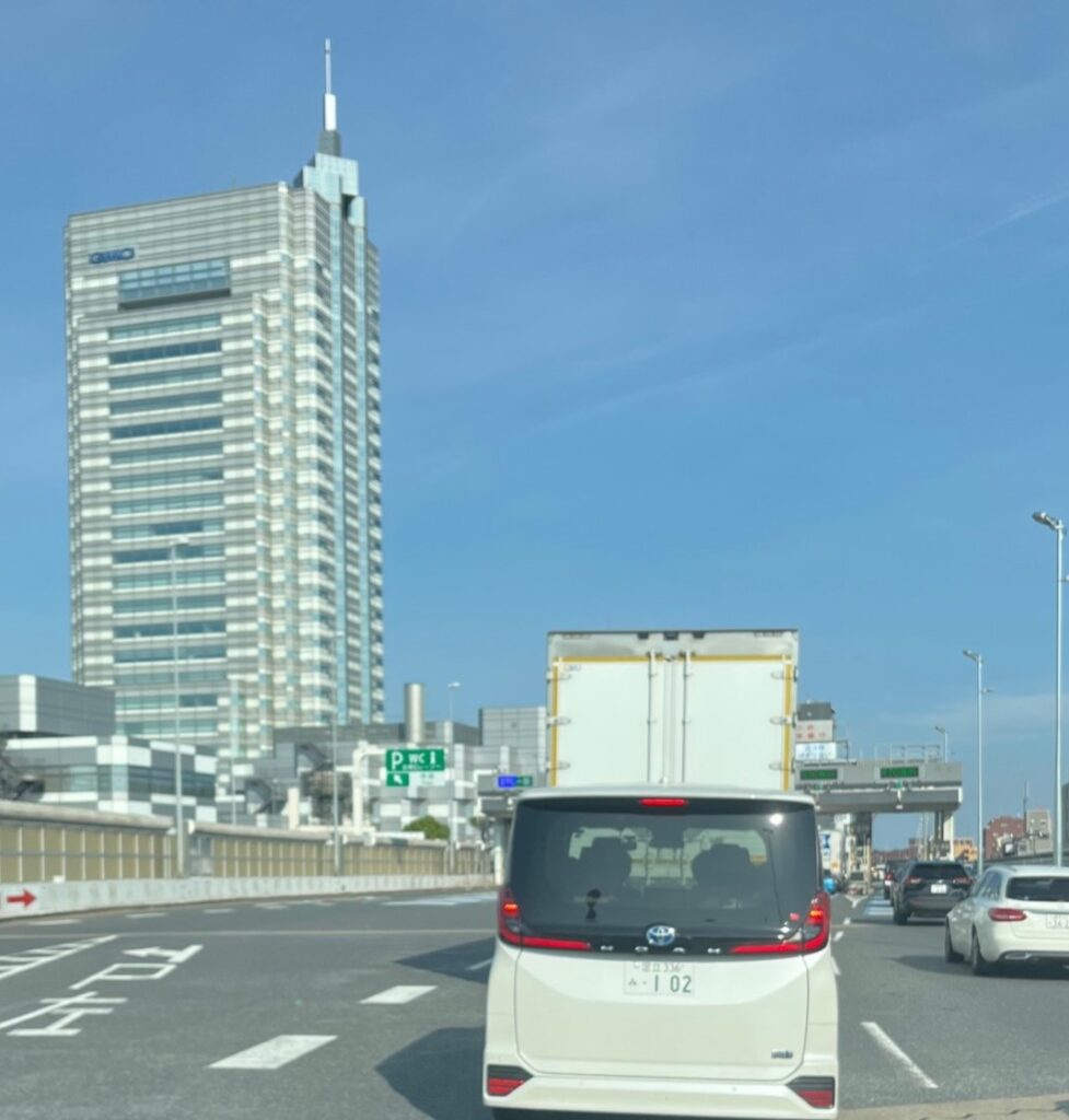 千葉県船橋市で仏壇引越し・移動、運搬輸送に向かう最中に通過した首都高速道路の入口