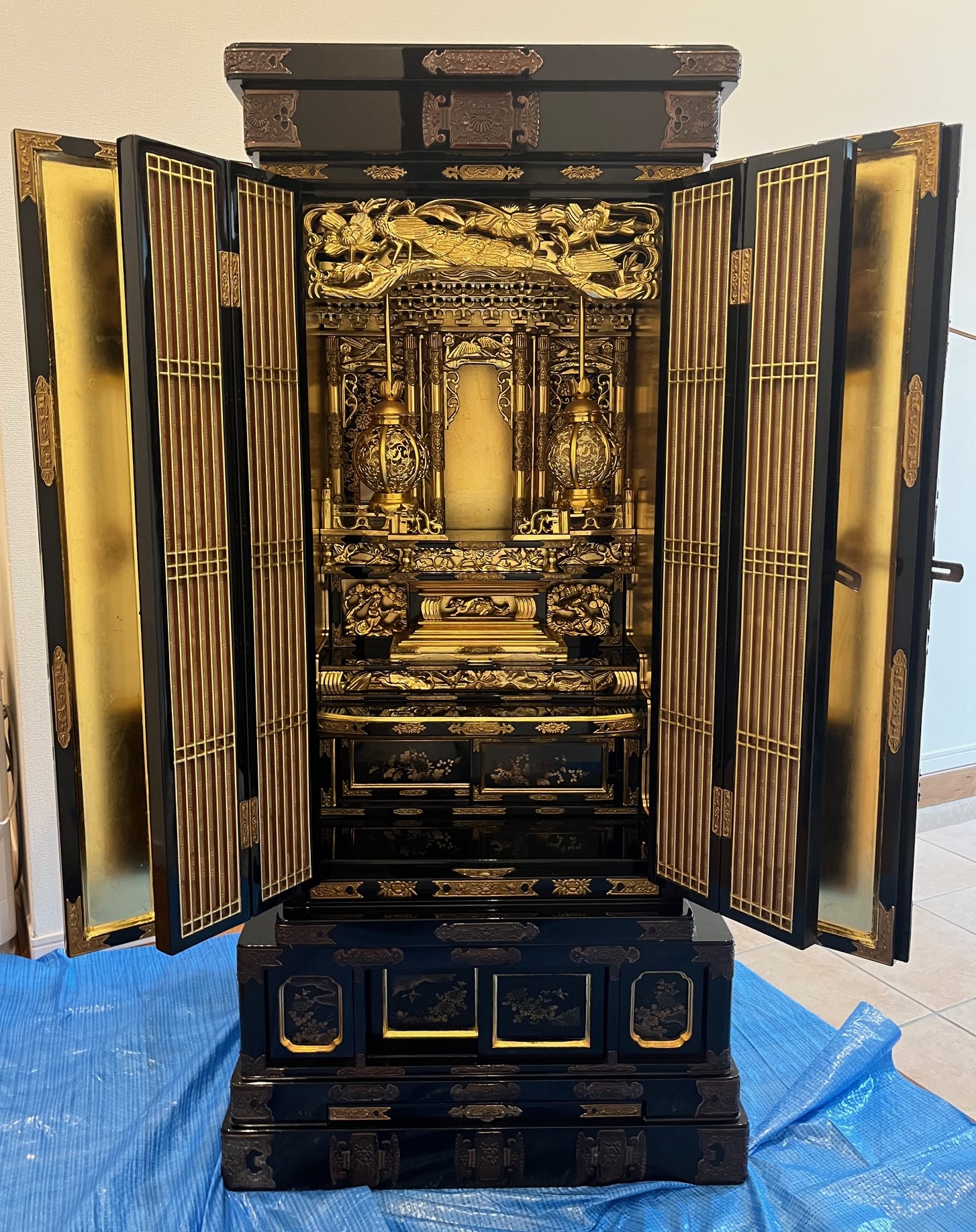 鹿児島県から兵庫県姫路市へ仏壇修復、仏壇引越し・移動、運搬輸送で洗浄修復後、光り輝く金仏壇