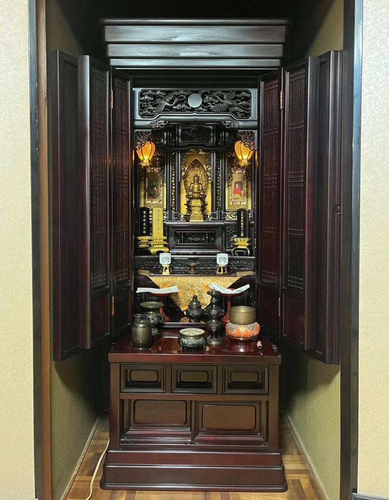 京都府宇治市から亀岡市へ仏壇引っ越し移動、運搬輸送するお仏壇の全体像